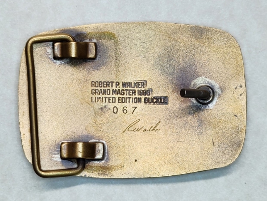 [Buckle Pic Missing] (Click here)